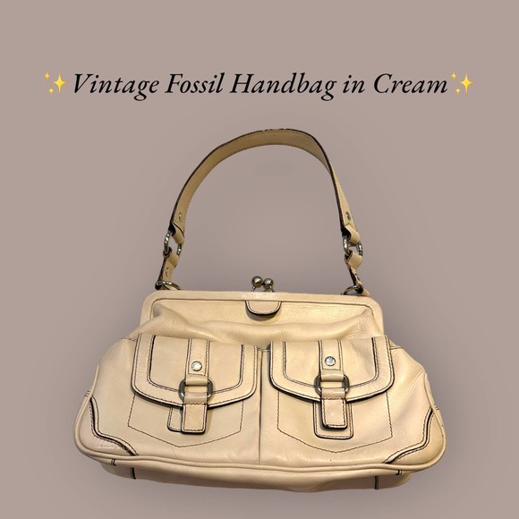 Fossil Handbags - ✨Vintage Fossil‎ Handbag in Cream✨